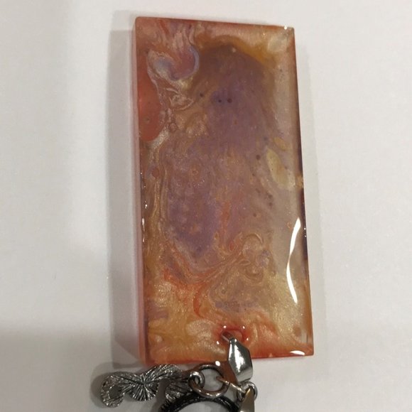 NWOT Wearable Art Resin Pendant, Resin Art - Picture 14 of 16